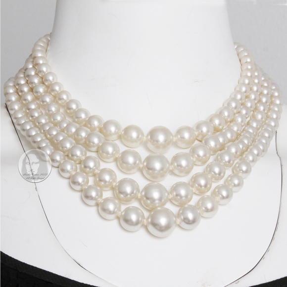 Vintage Pearl Necklace Multistrand Choker Style Glass Faux Pearls 1960s - Picture 2 of 12